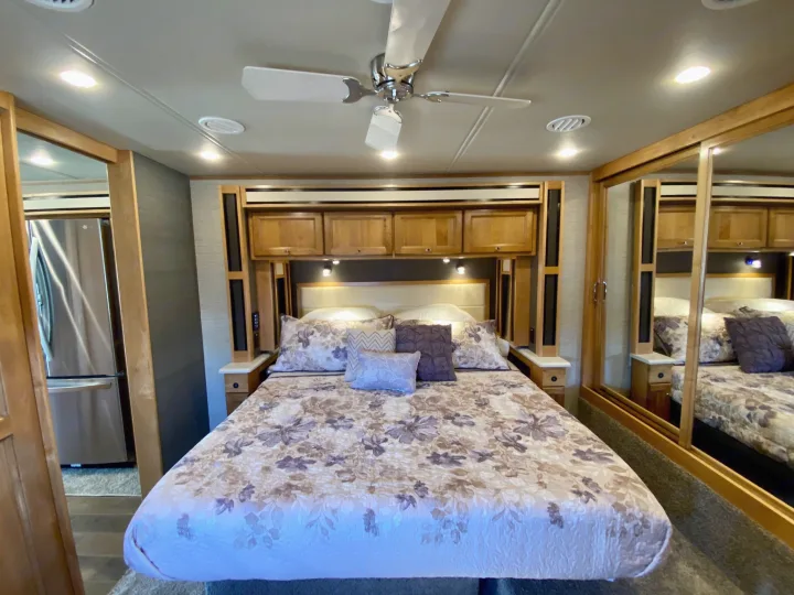 Tiffin Motorhomes Allegro Red 2021