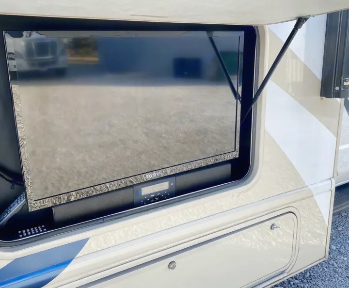 RV rental outdoor entertainment: This RV features an Axera TV and soundbar, perfect for enjoying movies and music on your travels.. Thor Motor Coach Freedom Elite 2019