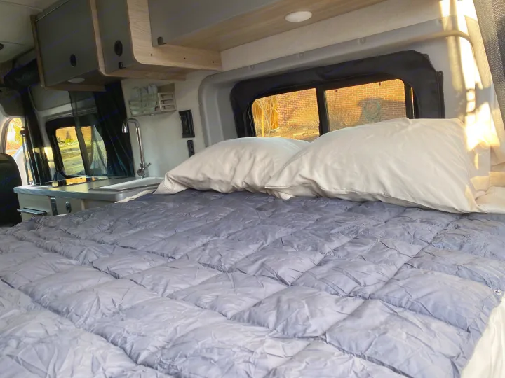 Winnebago Solis 2021