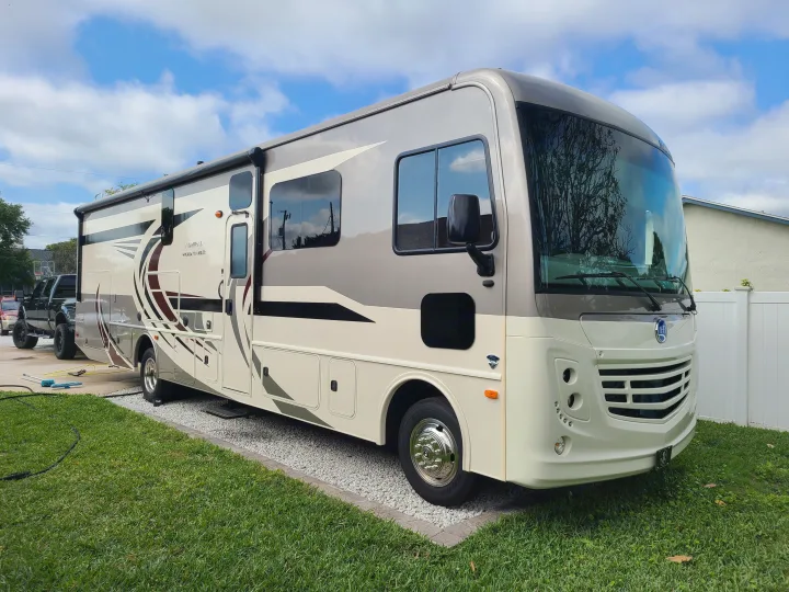 Holiday Rambler Admiral 2022