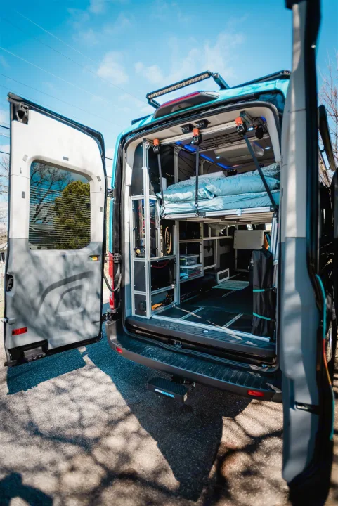Garage space with only 1 bed platform in place. Ford Custom Transit 2019
