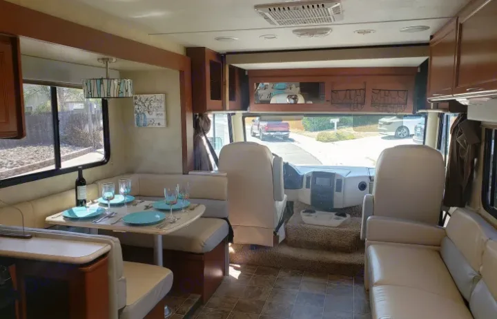 Roughing it is not that bad from this point of view . Thor Motor Coach A.C.E 2014