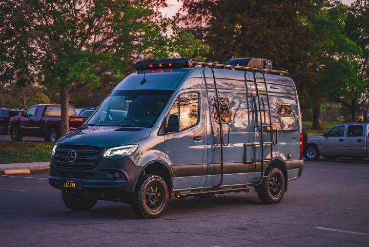Winnebago Revel 2021