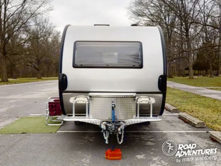 Front view of Road Adventures 2022 nuCamp T@B 400. nuCamp T@B 400 2022