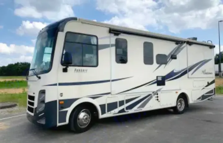 Cochman Pursuit 27DS 2019