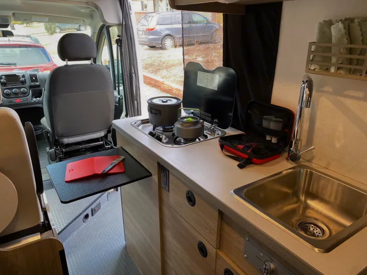 Winnebago Solis 2021