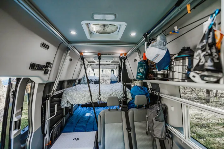 This van can sleep and seat 4 comfortably.. Ford Custom Transit 2019