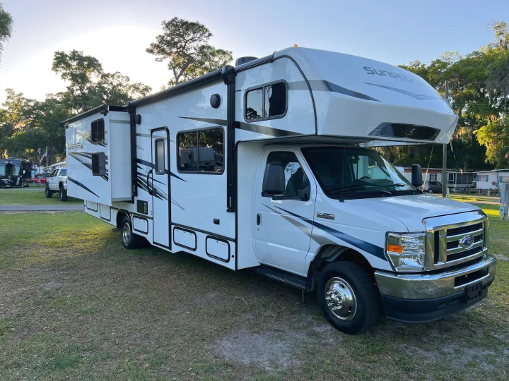 Forest River Sunseeker 2022