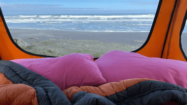 Cozy and easy camping. Toyota Tacoma 2018