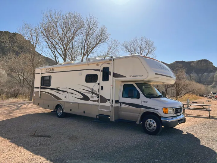 outside of Bryce Canyon. Tioga Tioga Motorhome 2005