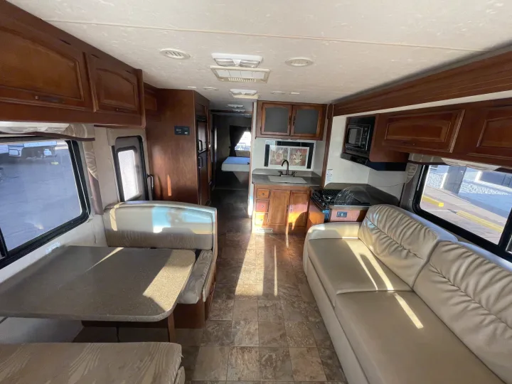 Coachmen Mirada 2013