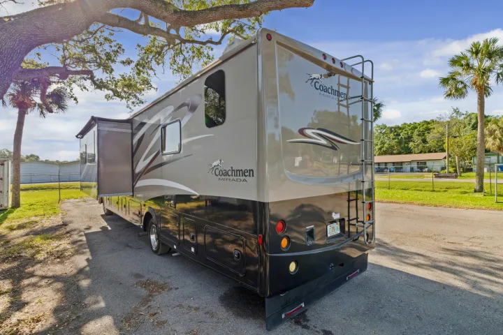 Coachmen Mirada 2016