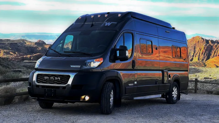 Winnebago Solis 2023