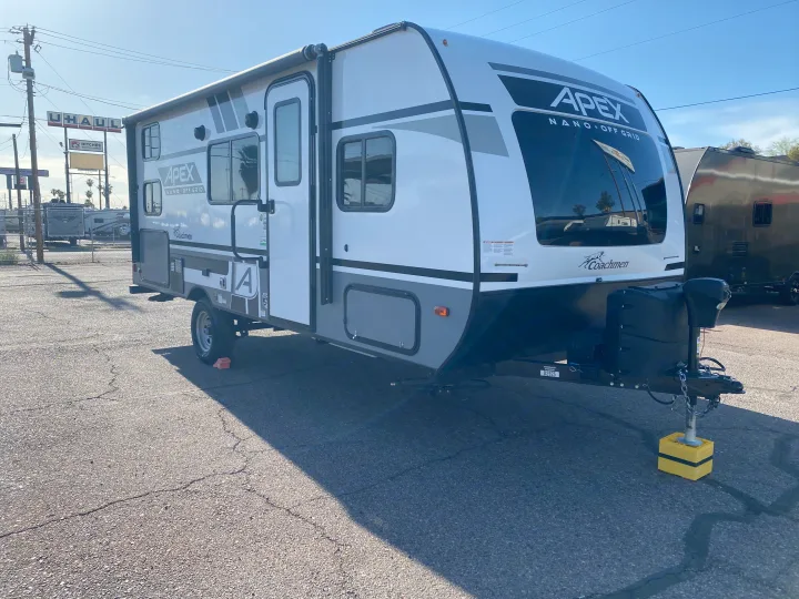 Coachmen Apex Nano 2021
