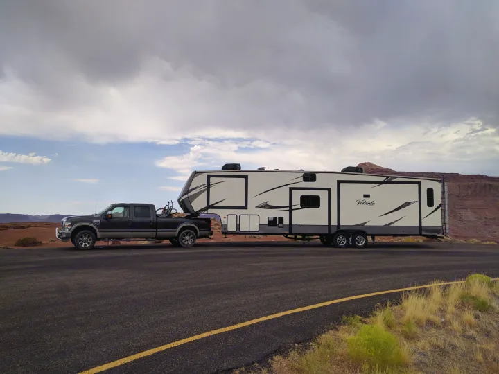 Pretty rig in Utah.. Crossroads RV Volante 2018