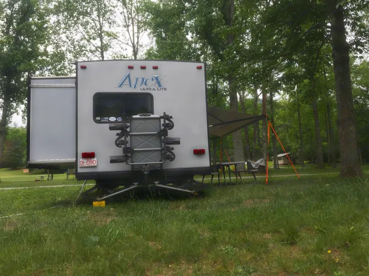 Coachmen Apex 2016