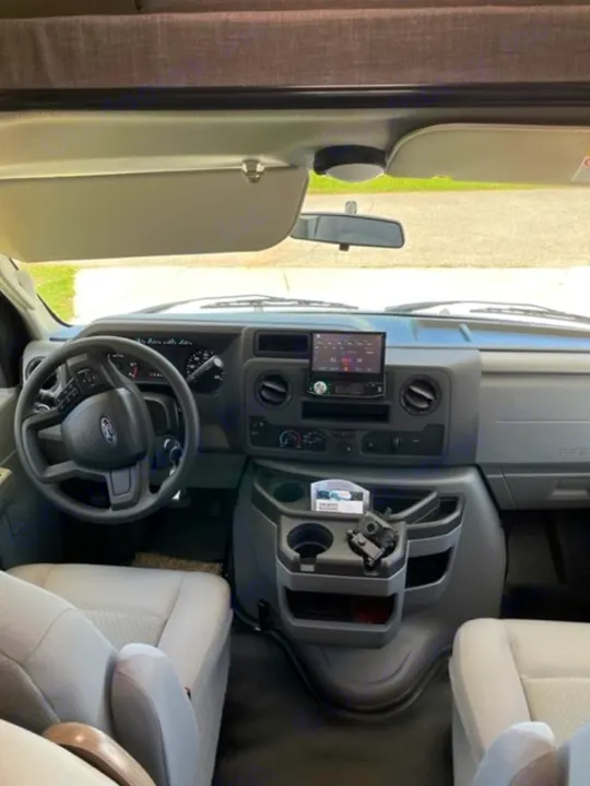 Coachmen Freelander 2022