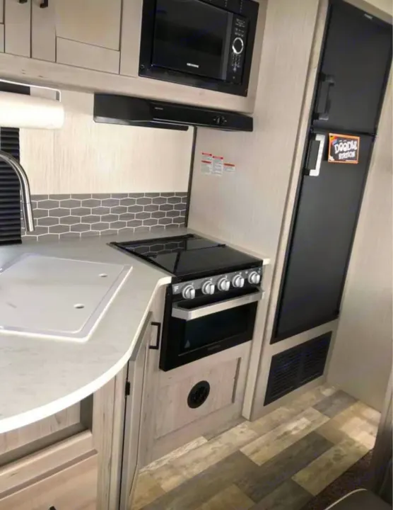 Kitchen area. Heartland RVs Mallard 2020