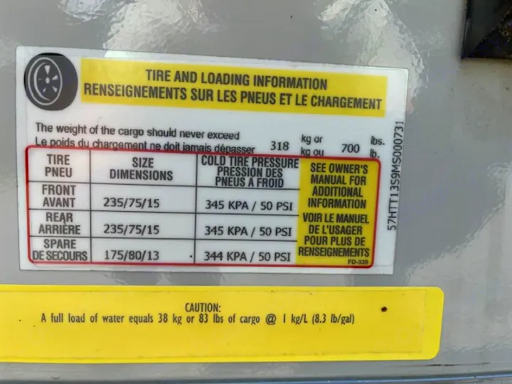 RV rental tire & loading info sticker details recommended tire pressure & max cargo weight for safe operation.. NuCamp T@G MAX XL BOONDOCK 2021