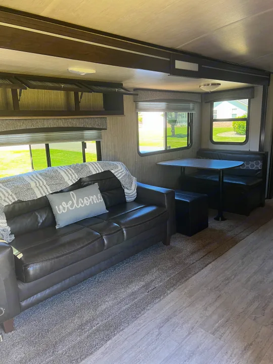 Cruiser RV Shadow Cruiser 2019
