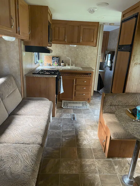 One slide for couch/fold out bed.. Jayco Jay Flight 2009