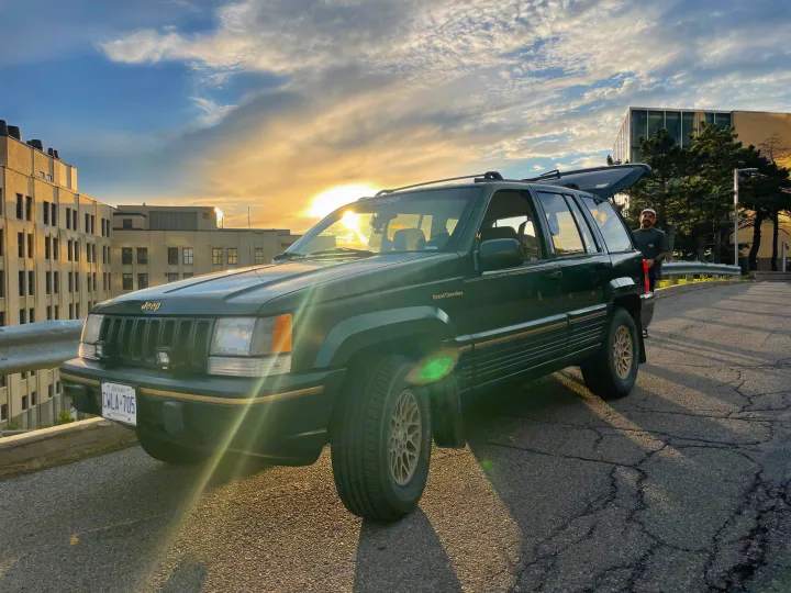1993 Jeep Grand Cherokee, Limited. V8, 5.2L, 4x4. Other Other 1993