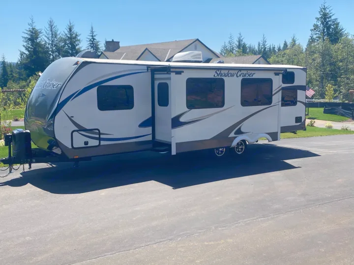 Explore with this white & gray RV, great for your next RV rental adventure. Note the extended slide-out.. Cruiser Rv Corp 280Bunkhouse Cruiser 2015