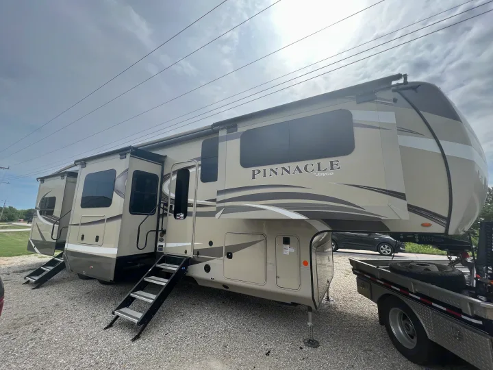 Jayco Pinnacle 2019