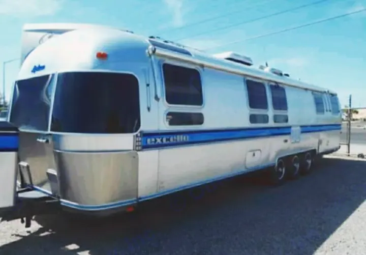Airstream Excella 1989