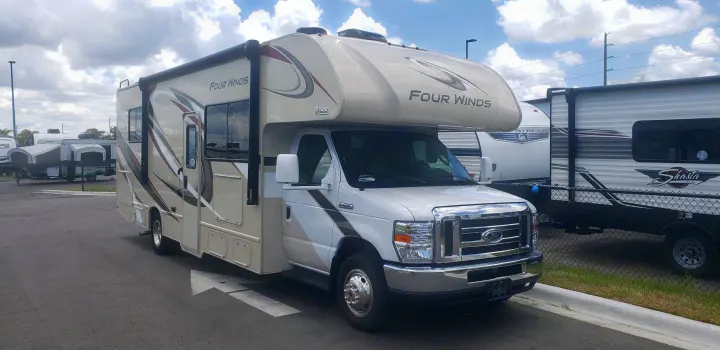 Thor Motor Coach Four Winds 2020