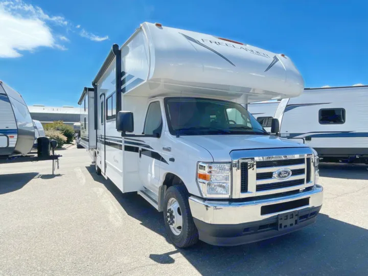 Coachmen Freelander 2021