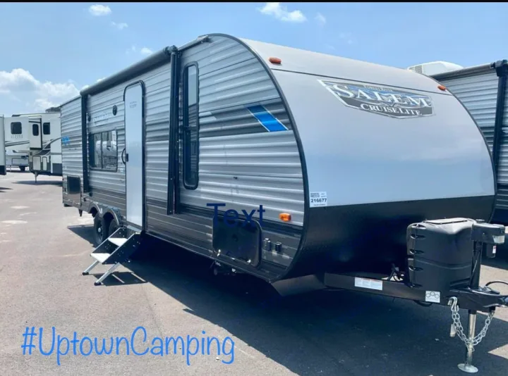 New Salem Cruise Lite travel trailer, ideal for rv rental and camping trips. Features awning & steps, ready for adventure!. Forest River Salem Cruise Lite 2021