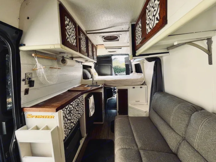 Dodge Sprinter 2003