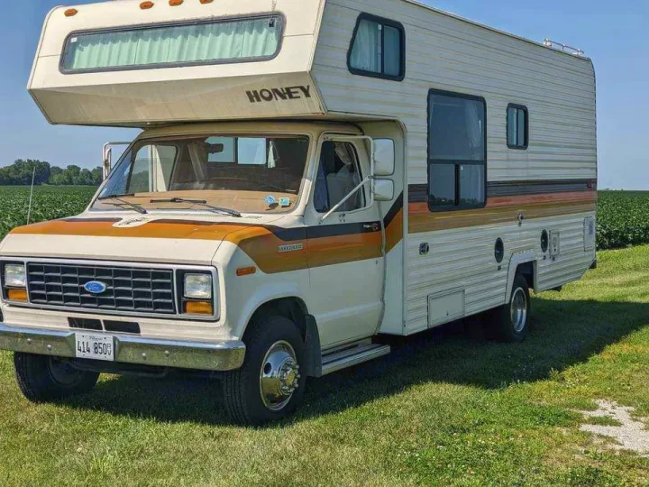 Ford E350 Dutchman 1984