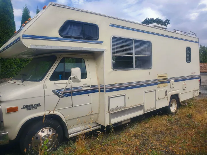 1993 Chevy Class C Van, 26 ft | 7.9 m. Chevrolet Open Road 1993