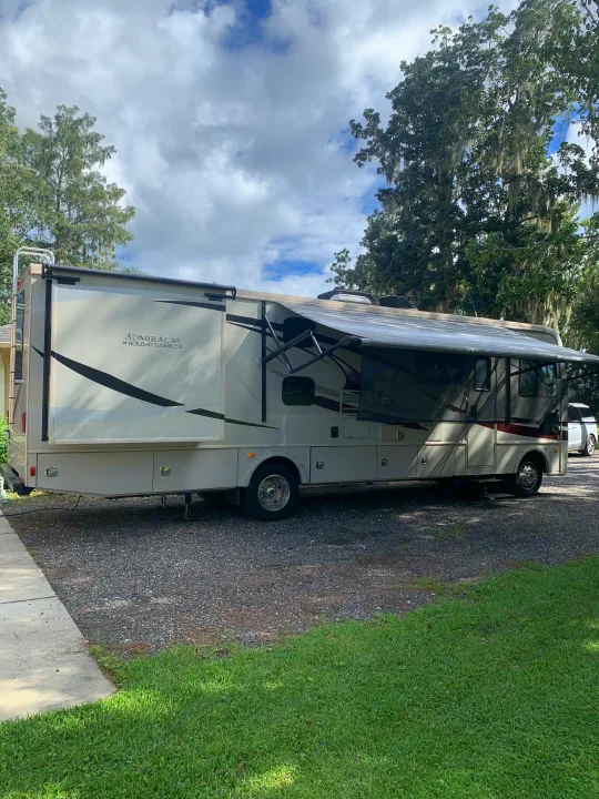 Holiday Rambler Admiral XE 2017