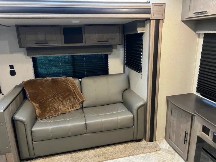 Converts into a nice bed . Keystone RV Springdale 2021