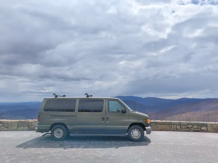 Ford Econoline 2002