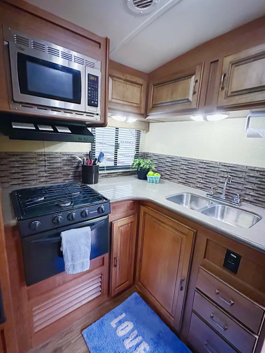 Cruiser RV Fun Finder X 2008