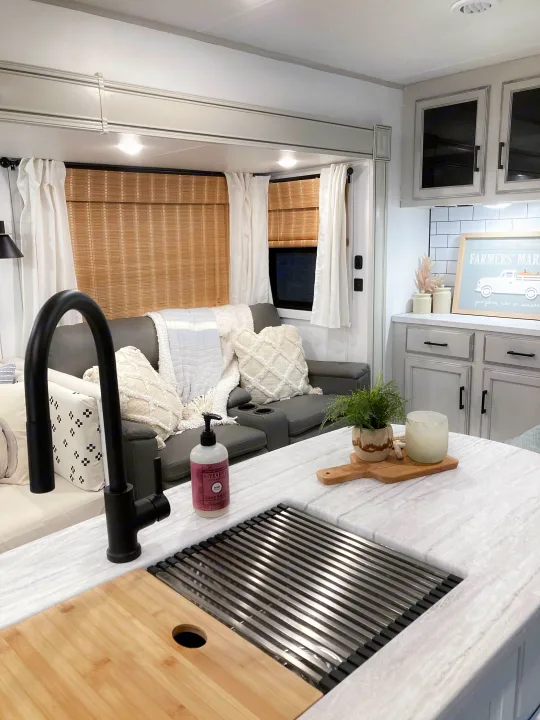 Stylish RV rental featuring a well-appointed kitchen, comfortable seating area, and cozy decor.. Jayco Eagle HT 2022