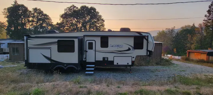 Keystone RV Laredo 2019