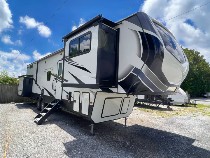 Keystone RV Montana High Country 2020