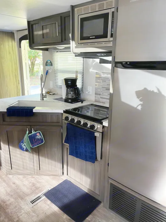 Kitchen . Shasta Oasis 2021