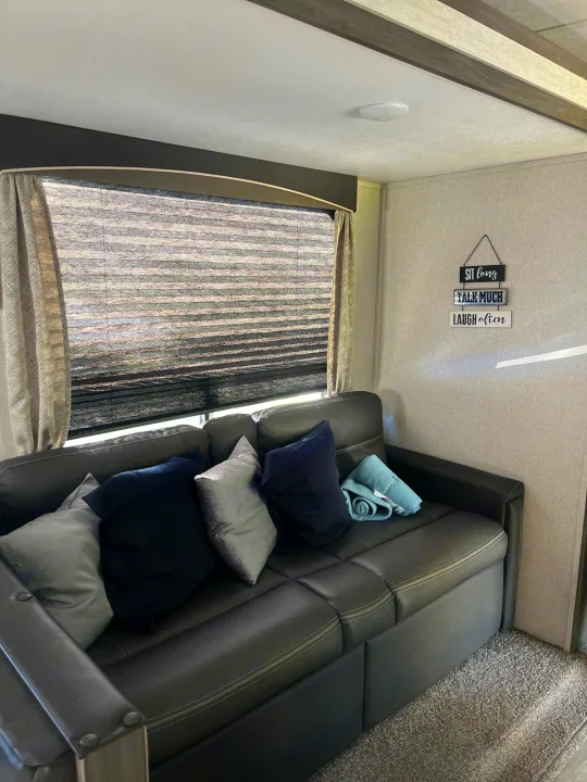 Sitting area. Shasta Oasis 2021