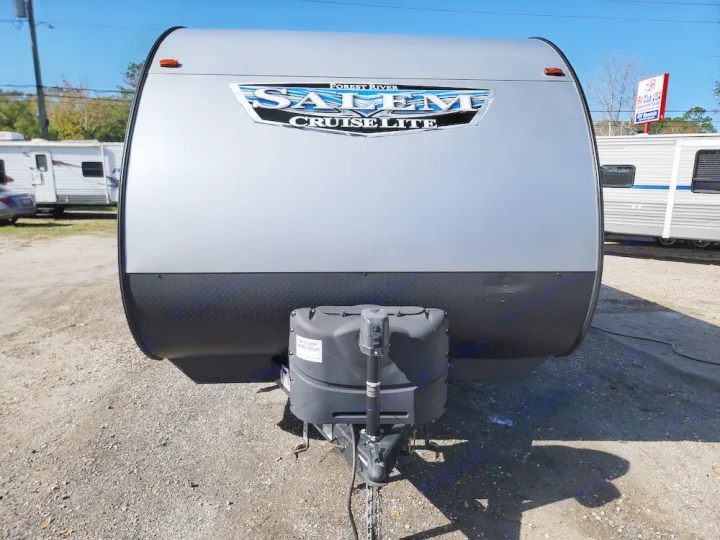 Front of a Forest River Salem Cruise Lite travel trailer, ideal for RV rental. Shows propane tank, great for camping adventures.. Forest River Salem Cruise Lite 2020