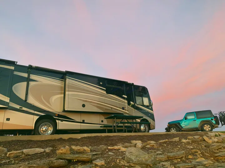RV life in Nashville. Thor Challenger 2015
