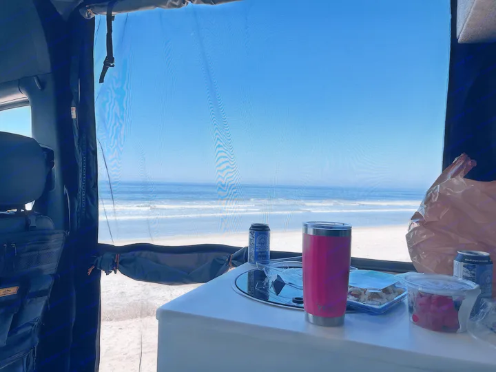 HANGING OUT AT TORREY PINES BEACH FOR A LUNCH BREAK.. Storyteller Overland Beast Mode 2023