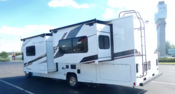 Coachmen Freelander 2023