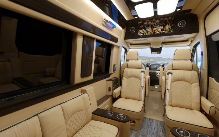Experience premium comfort in this luxury RV rental. Plush seating, entertainment system & scenic views for your next journey.. Ultimate Toys Ultimate Cruiser 2022