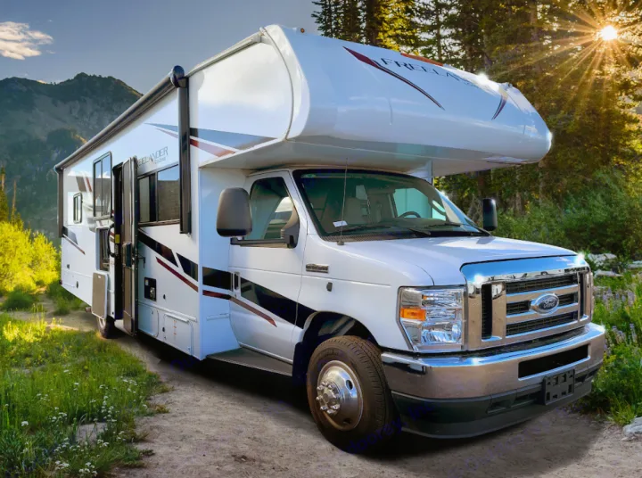 Coachmen Freelander 2023